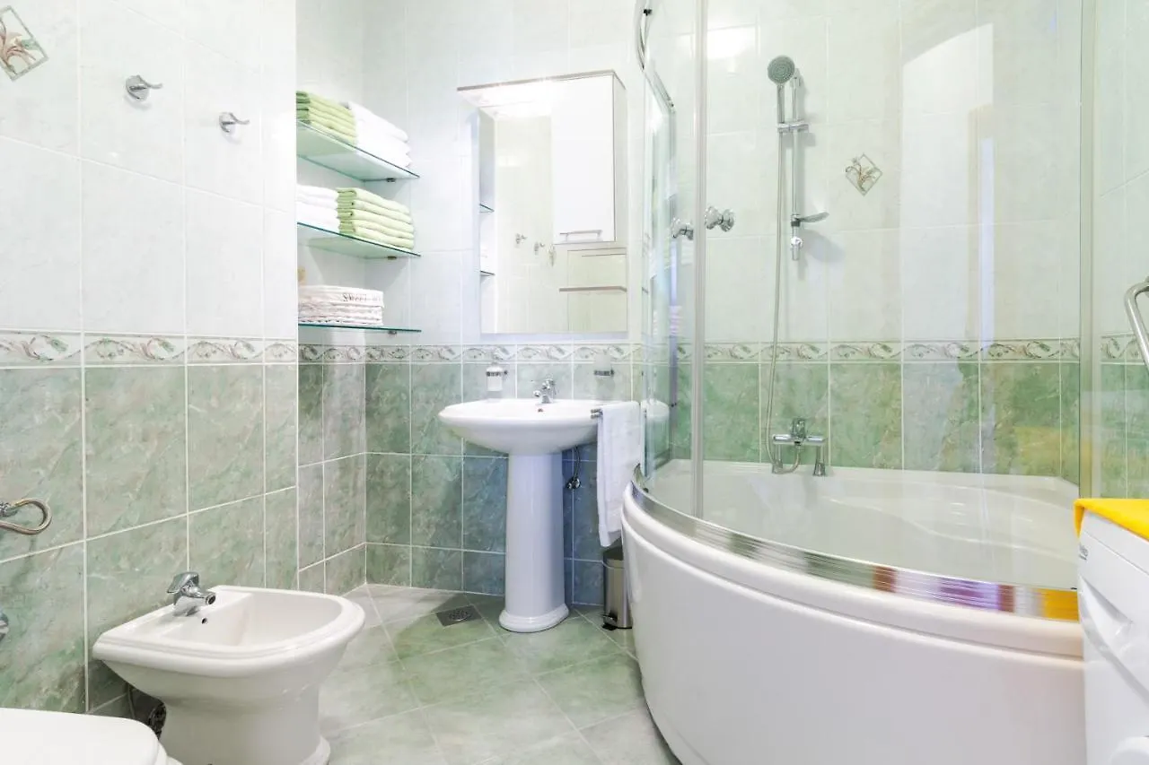 Family Apartment With Huge Terrace And Hot Tub - Franka Split