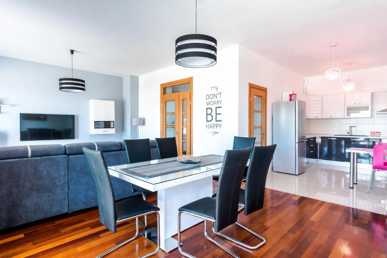 Family Apartment With Huge Terrace And Hot Tub - Franka Split