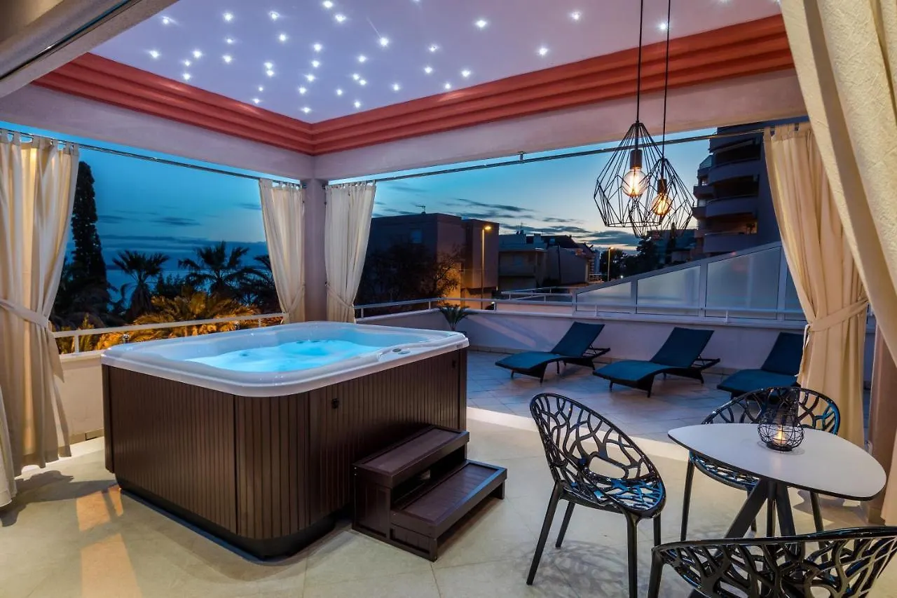 Family Apartment With Huge Terrace And Hot Tub - Franka Split